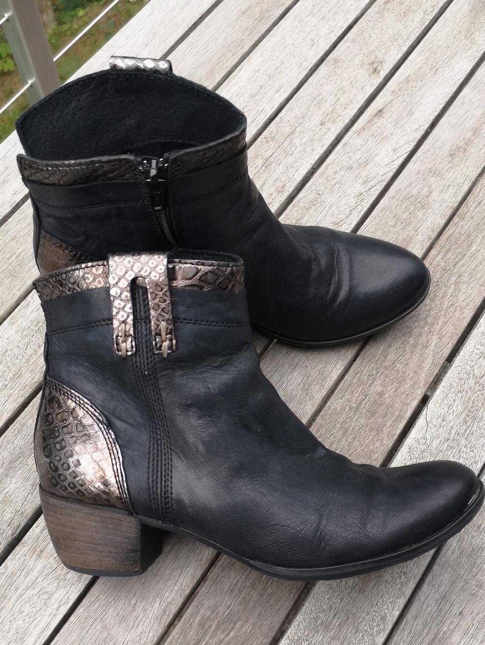 Khrio leather ankle boots
